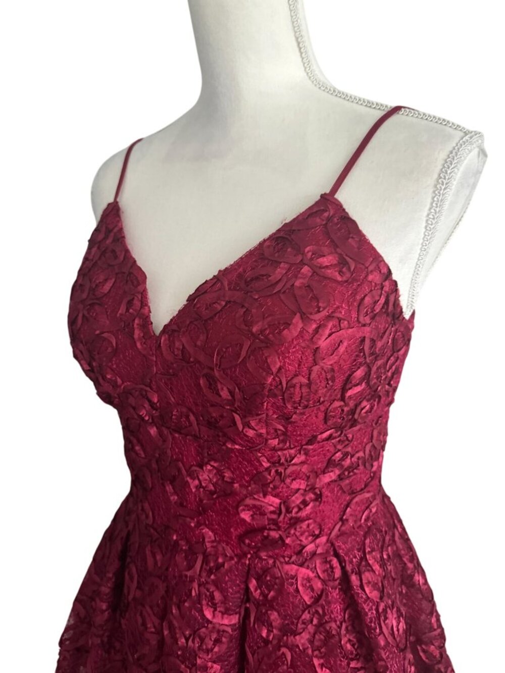 NICOLE MILLER Scarlet Rosette Detail Line Dress Size 8 - Picture 4 of 9